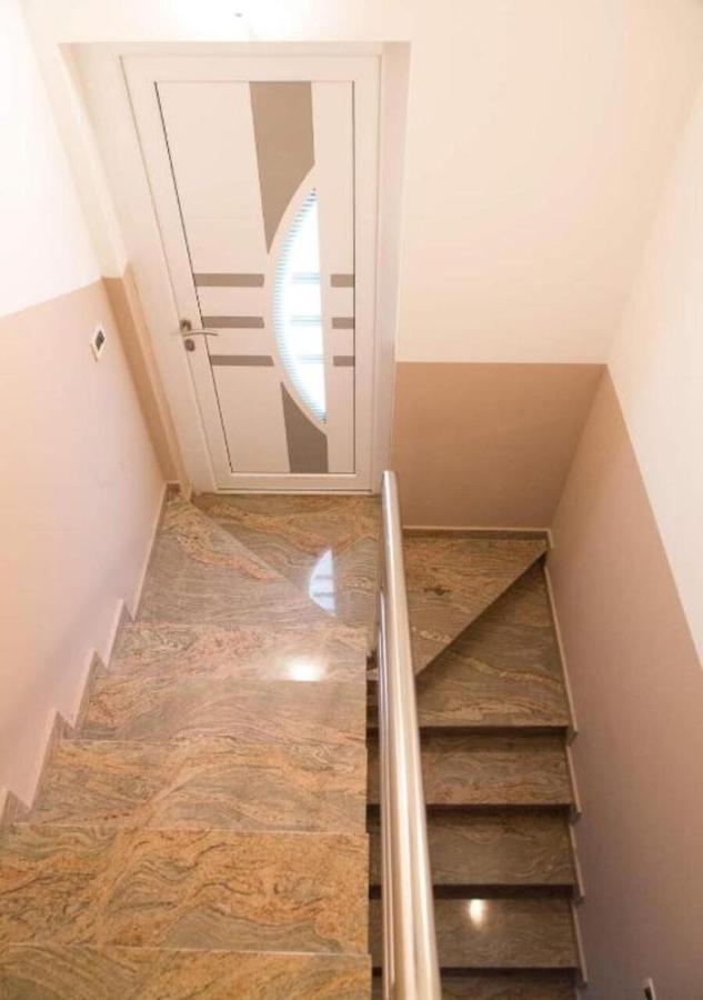 Apartments With Pool In Pula,Croatia Экстерьер фото