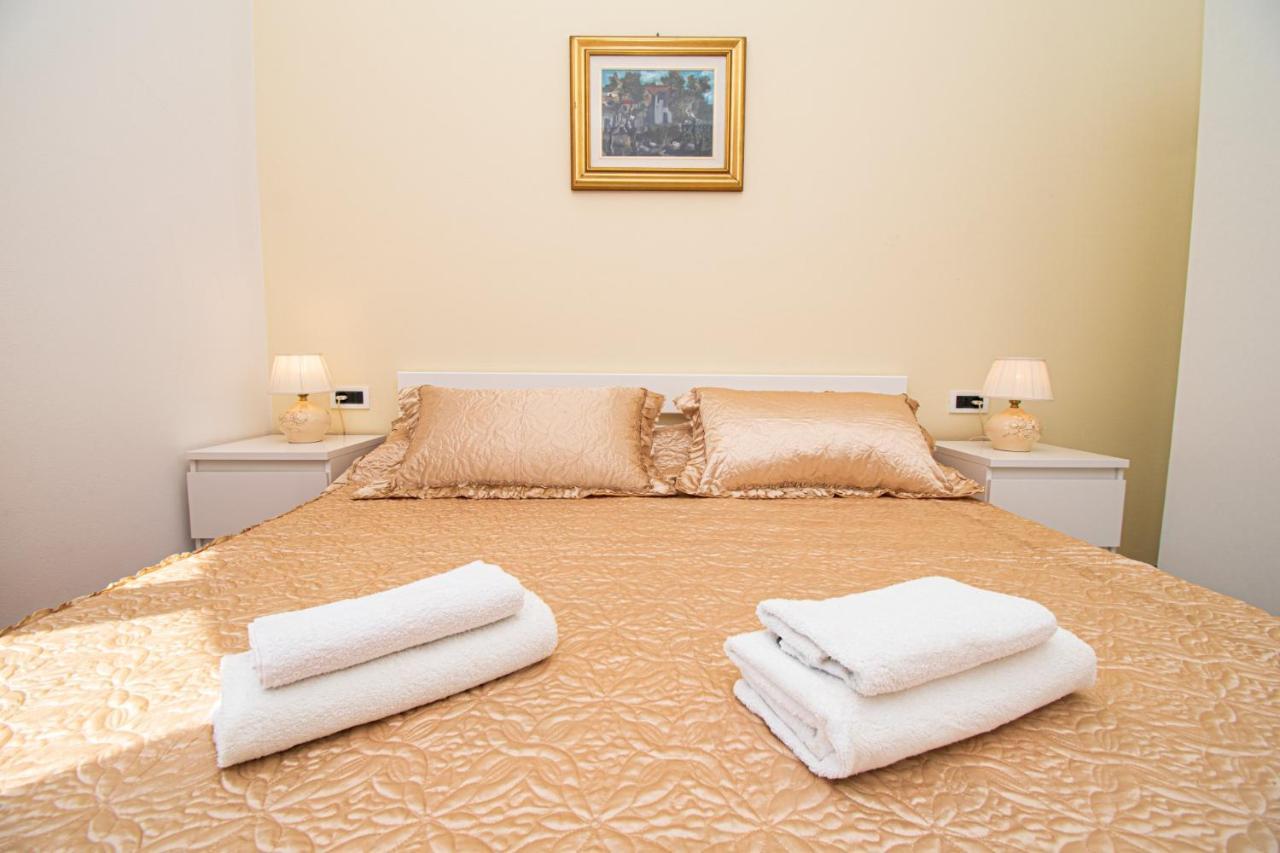 Apartments With Pool In Pula,Croatia Экстерьер фото