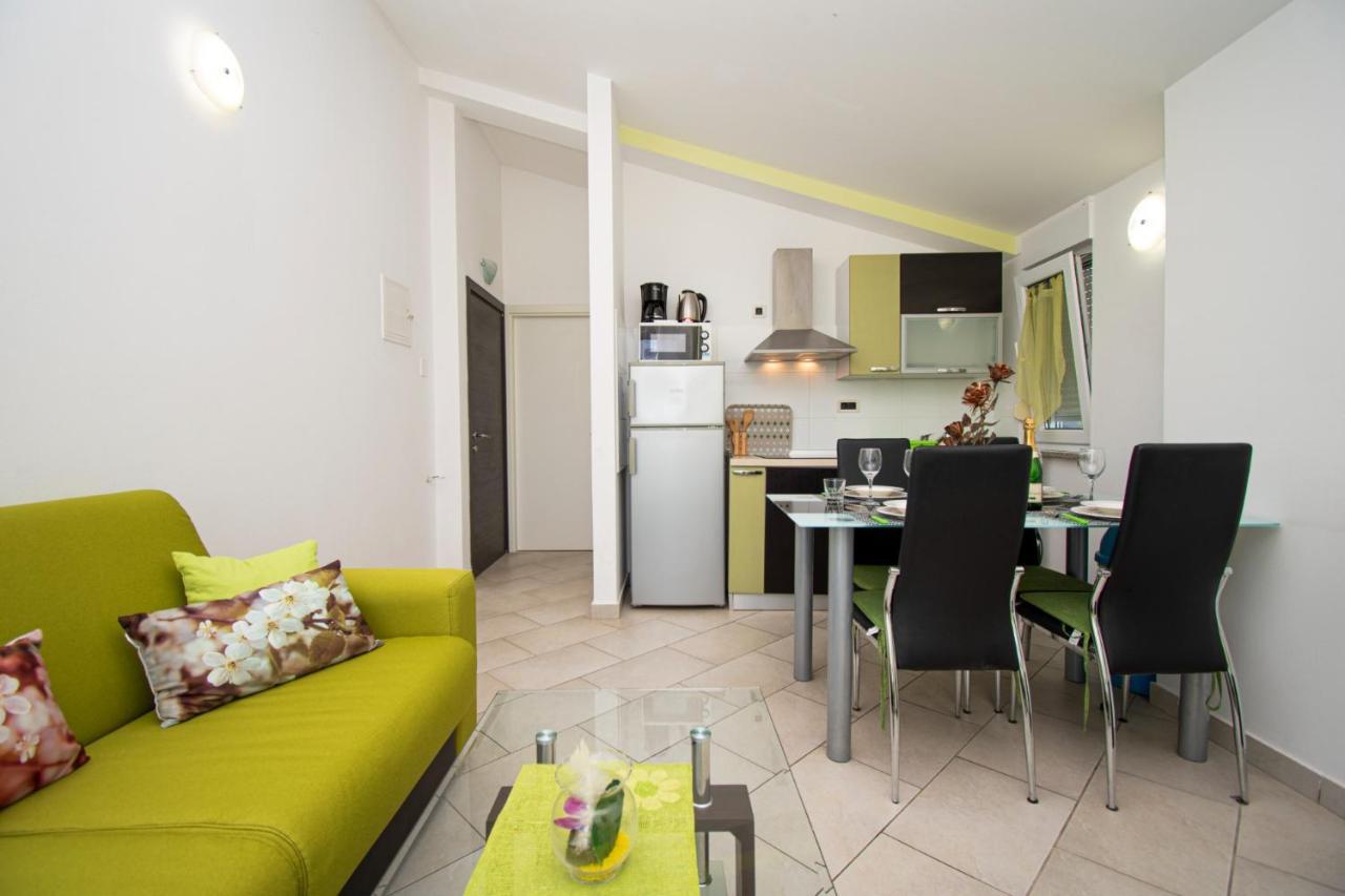 Apartments With Pool In Pula,Croatia Экстерьер фото
